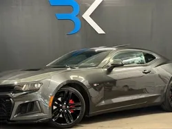 Grå Begagnad 2018 Chevrolet Camaro Sportkupé | 319 900 kr
