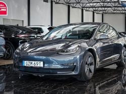 Grå Begagnad 2020 Tesla Model 3 Long Range AWD Sedan | 304 500 kr (Marknadspris)