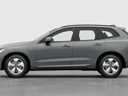 Grå Ny 2025 Volvo XC60 SUV | 589 200 kr (Bra pris)