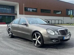 Silver Begagnad 2008 Mercedes E230 Avantgarde Sedan | 119 900 kr