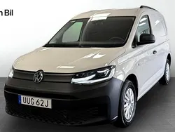 Vit (candyvit) Ny 2025 VW Caddy Minibuss | 315 625 kr (Marknadspris)