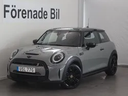 Grå Begagnad 2022 Mini Cooper SE Halvkombi | 219 000 kr (Marknadspris)