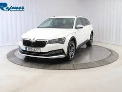 Vit Begagnad 2019 Skoda Superb Adventure Kombi | 324 800 kr (Lite dyr)
