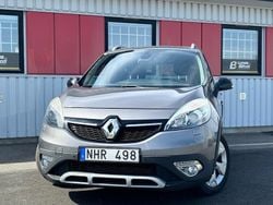 Grå Begagnad 2013 Renault Scénic III Bose Edition Minibuss | 89 900 kr (Marknadspris)