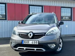 Grå Begagnad 2013 Renault Scénic III Bose Edition Minibuss | 89 900 kr (Lite dyr)