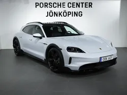 Grå Begagnad 2024 Porsche Taycan Cross Turismo Sedan | 1 195 000 kr