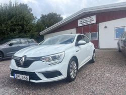 Vit Begagnad 2017 Renault Mégane IV Halvkombi | 109 000 kr (Marknadspris)