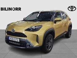 Gul Begagnad 2022 Toyota Yaris Cross SUV | 299 900 kr (Marknadspris)