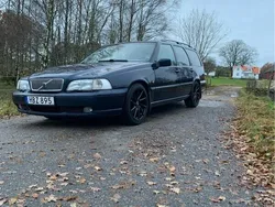 Blå Begagnad 2000 Volvo V70 Kombi | 23 000 kr (Lite dyr)