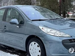 Grå Begagnad 2007 Peugeot 207 Sport Halvkombi | 38 500 kr (Marknadspris)