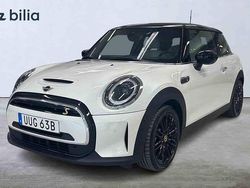 Vit Begagnad 2024 Mini Cooper SE Halvkombi | 244 900 kr