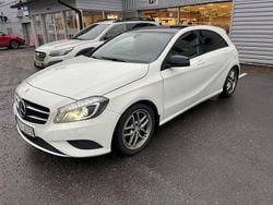 Svart Begagnad 2014 Mercedes A180 Halvkombi | 135 000 kr (Marknadspris)