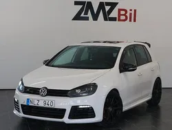 Vit Begagnad 2010 VW Golf VI R Halvkombi | 159 900 kr