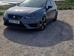 Grå Begagnad 2015 Seat Leon ST CUPRA Kombi | 174 900 kr