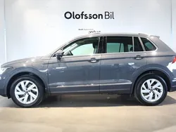 Grå Begagnad 2022 VW Tiguan SUV | 329 000 kr (Superpris)