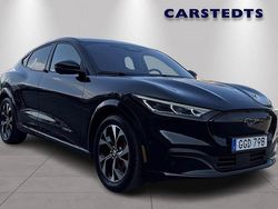 Svart Begagnad 2021 Ford Mustang Mach-E SUV | 419 900 kr (Dyr)