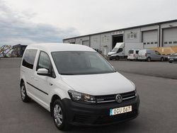 Vit Begagnad 2017 VW Caddy Minibuss | 125 000 kr (Lite dyr)