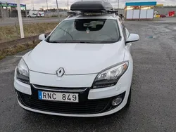 Vit Begagnad 2013 Renault Mégane GrandTour Kombi | 55 000 kr (Marknadspris)