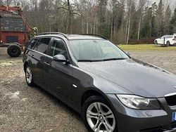 Grå Begagnad 2006 BMW 320 Kombi | 40 000 kr (Marknadspris)