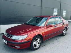 Mörkröd Begagnad 1998 Saab 9-5 Sedan | 24 900 kr (Marknadspris)