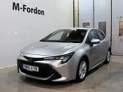 Silver Begagnad 2022 Toyota Corolla Hybrid Active Halvkombi | 189 900 kr