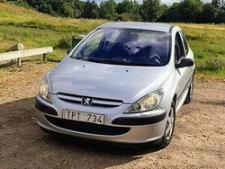 Grå Begagnad 2003 Peugeot 307 Halvkombi | 14 500 kr (Bra pris)