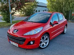 Röd Begagnad 2010 Peugeot 207 Halvkombi | 39 900 kr (Bra pris)
