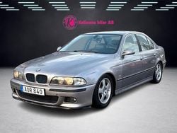 Ljusgrå Begagnad 1996 BMW 523 Sedan | 34 900 kr