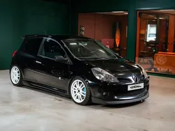 Svart Begagnad 2006 Renault Clio R.S. R.S. Halvkombi | 129 900 kr