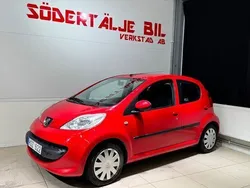 Röd Begagnad 2008 Peugeot 107 Halvkombi | 29 900 kr (Marknadspris)