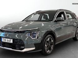 Grön (green) Begagnad 2022 Kia e-Niro SUV | 289 900 kr (Lite dyr)