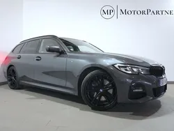 Grå Begagnad 2020 BMW 330 M Sport Kombi | 404 900 kr (Dyr)