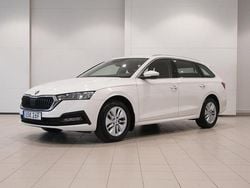 Vit Begagnad 2024 Skoda Octavia Ambition Kombi | 289 900 kr (Marknadspris)