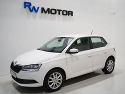 Vit Begagnad 2018 Skoda Fabia Ambition Halvkombi | 114 900 kr (Marknadspris)