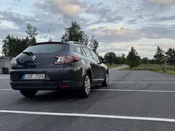 Grå Begagnad 2011 Renault Mégane GrandTour Kombi | 25 000 kr (Marknadspris)