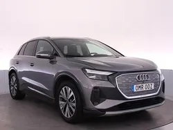 Grå Begagnad 2023 Audi Q4 e-tron Advanced SUV | 379 000 kr (Marknadspris)