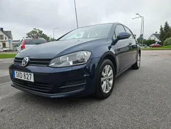 Mörkblå Begagnad 2015 VW Golf VII Halvkombi | 99 990 kr (Bra pris)