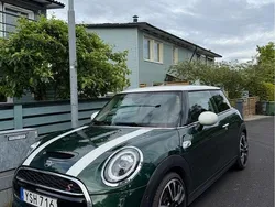 Grön Begagnad 2019 Mini John Cooper Works Halvkombi | 237 500 kr