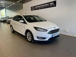 Vit Begagnad 2018 Ford Focus Titanium Halvkombi | 109 900 kr (Lite dyr)