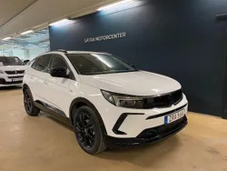 Vit Begagnad 2024 Opel Grandland X SUV | 309 900 kr