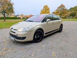 Brun Begagnad 2006 Citroën C4 Halvkombi | 22 500 kr (Marknadspris)