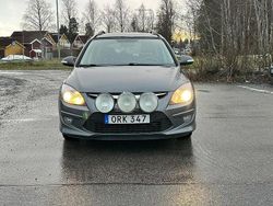 Grå Begagnad 2011 Hyundai i30 Kombi | 38 000 kr (Marknadspris)
