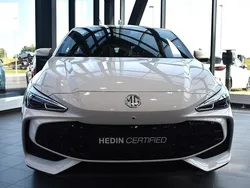 Vit Ny 2024 MG MG3 Luxury Halvkombi | 219 900 kr (Superpris)
