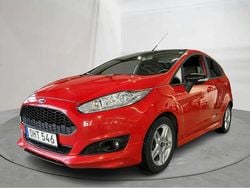 Röd Begagnad 2017 Ford Fiesta ST-Line | 74 800 kr (Superpris)
