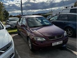 Röd Begagnad 2003 Opel Astra Sedan | 12 000 kr (Dyr)