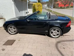 Svart Begagnad 2002 Mercedes SLK32 AMG AMG Cab | 189 000 kr