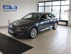Grå Begagnad 2019 Skoda Superb Style Kombi | 249 900 kr (Marknadspris)