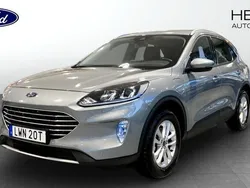 Grå (grey) Begagnad 2022 Ford Kuga Titanium SUV | 259 900 kr (Marknadspris)