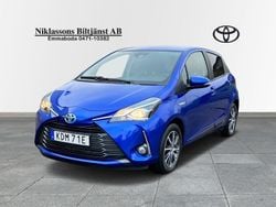 Blå Begagnad 2019 Toyota Yaris Hybrid Halvkombi | 189 000 kr (Marknadspris)