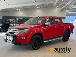 Mörkröd (röd) Begagnad 2015 Isuzu D-Max Pickup | 229 900 kr (Bra pris)